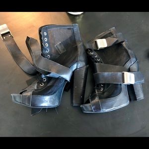 Mesh lace up platform shoes with buckles!